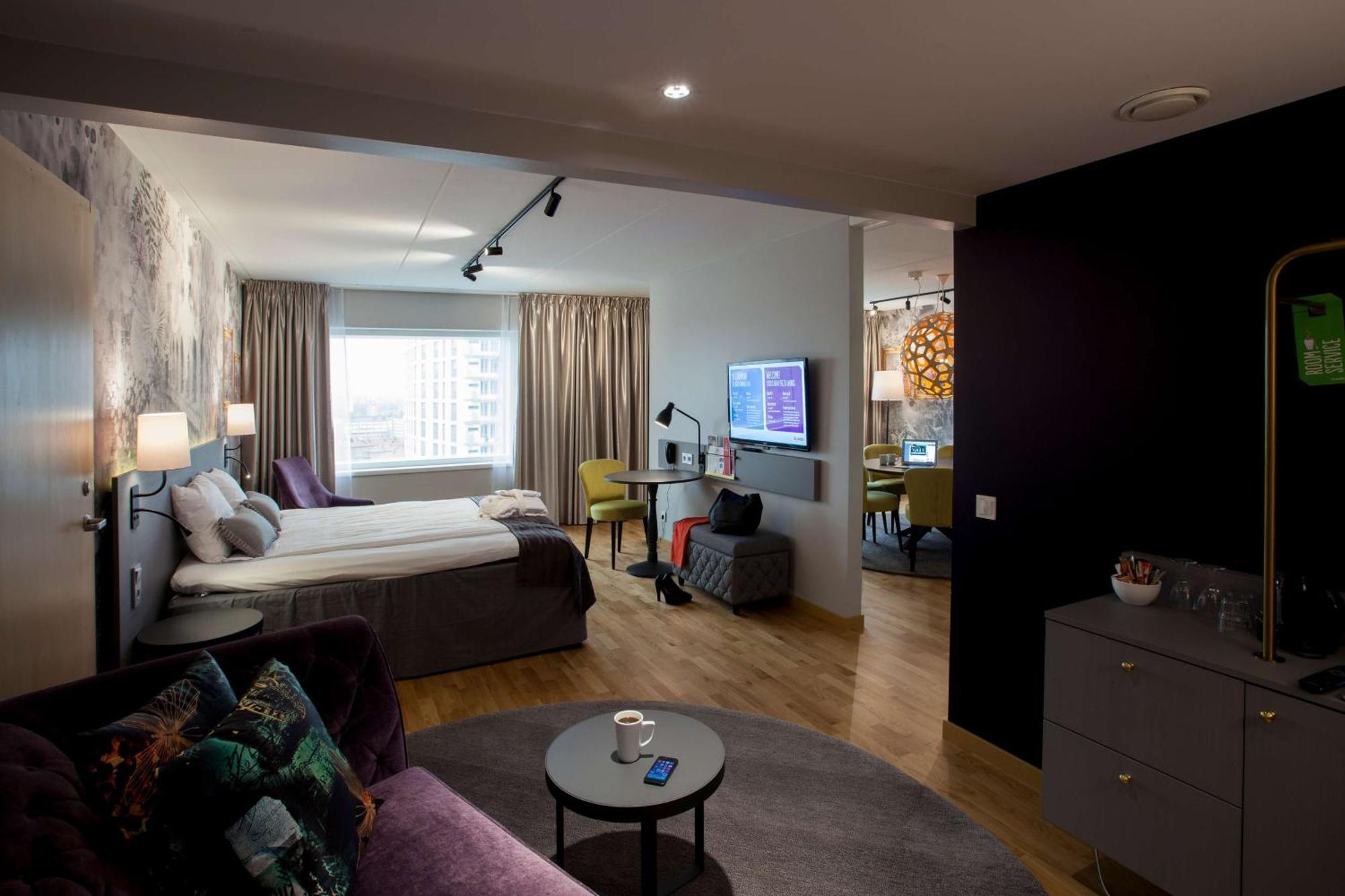 Junior Suite,1649926460:JPEG